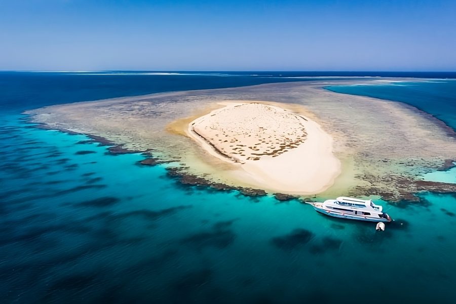 Snorkelling tour to Hamata Island